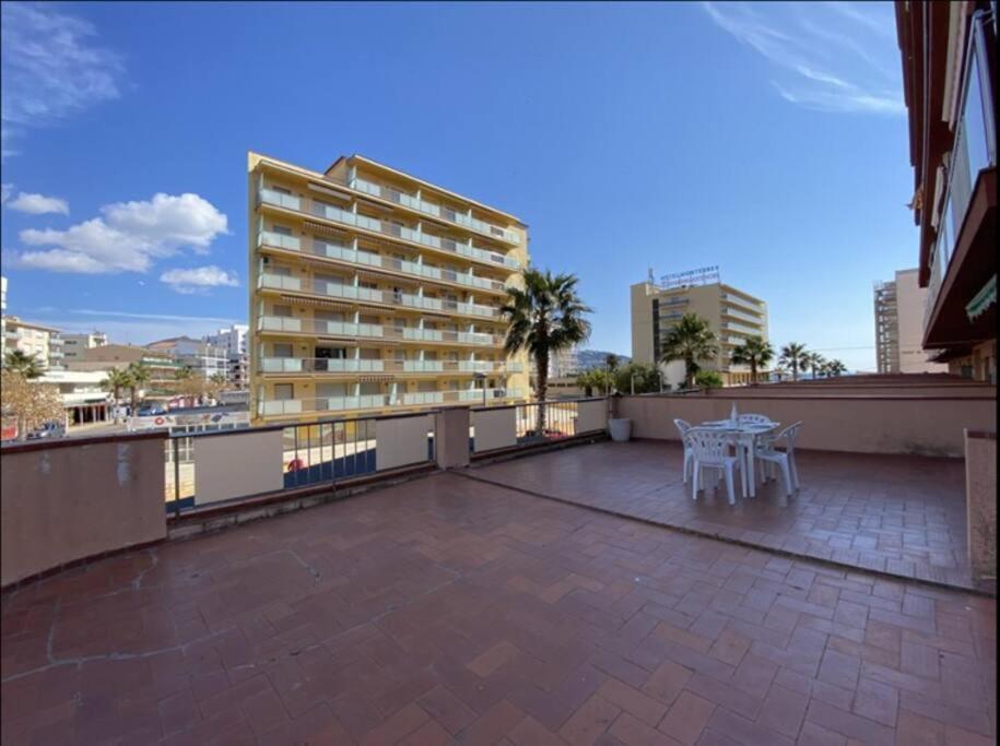With Large Terrace, In Santa Margarita Apartment Roses